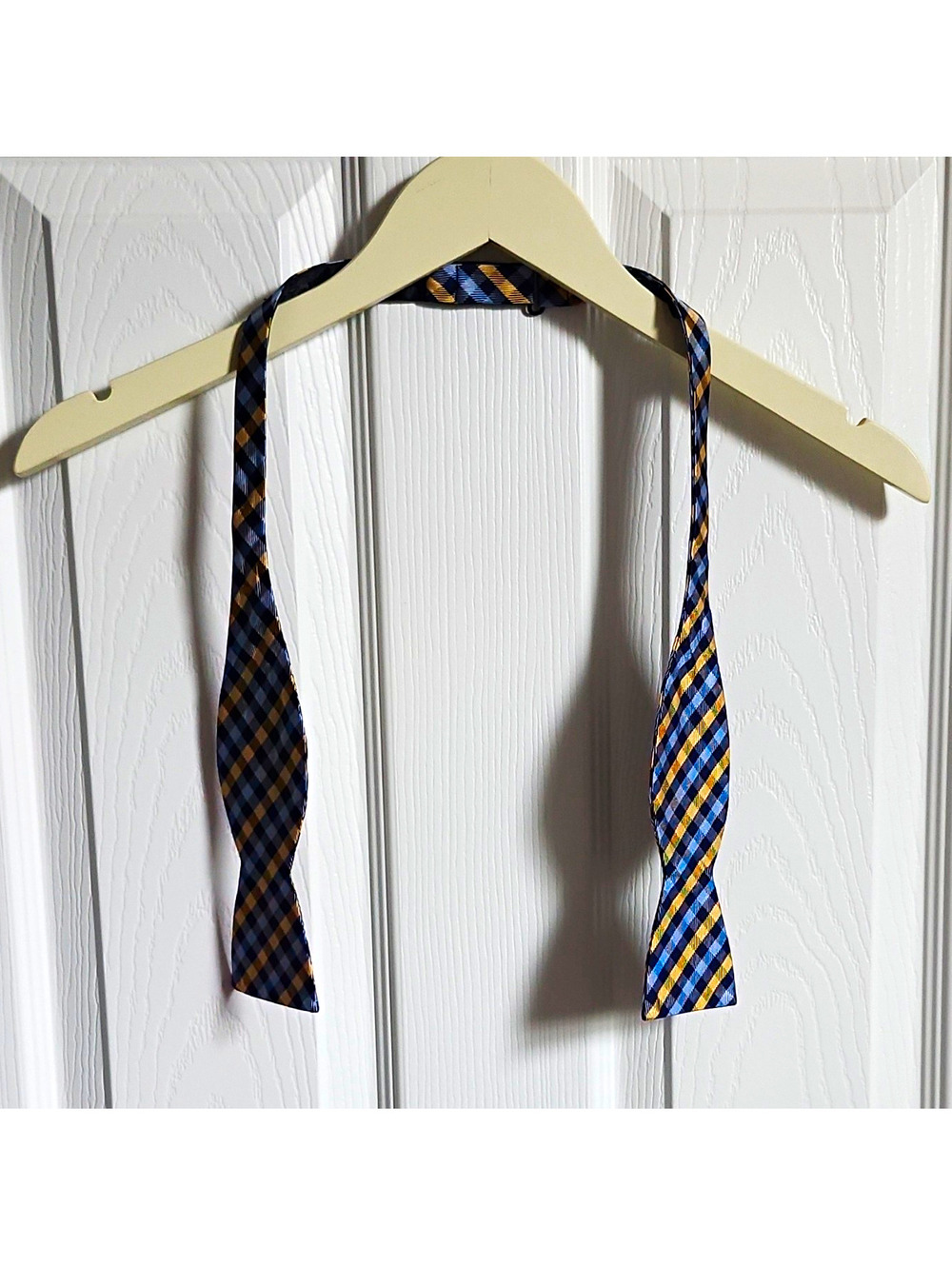 The Tie Bar Men's Adjustable Silk Woven Plaid Bow Tie Blue Yellow Black